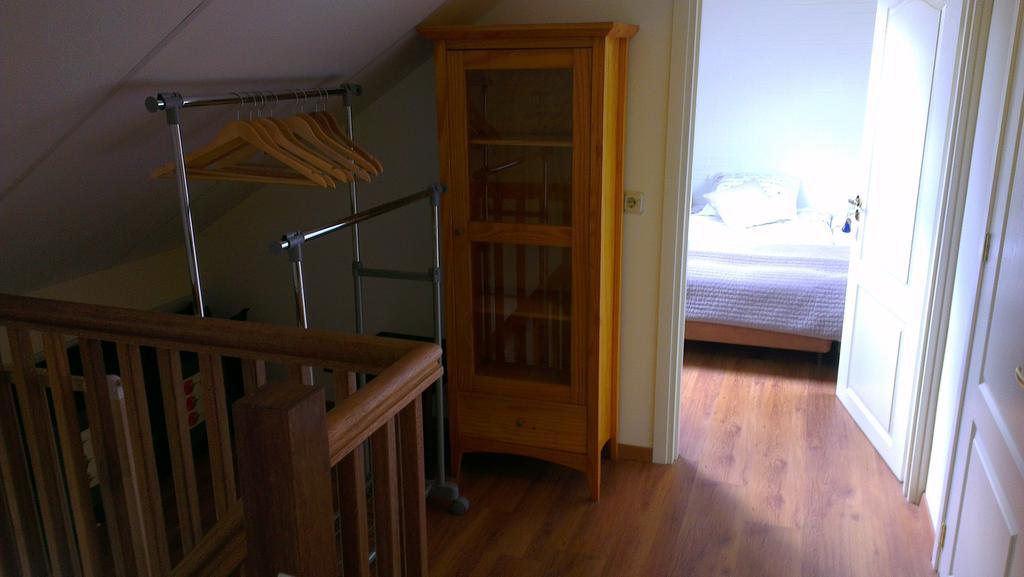 Vakantiehuis "Aan De Zandweg" Roderesch Номер фото